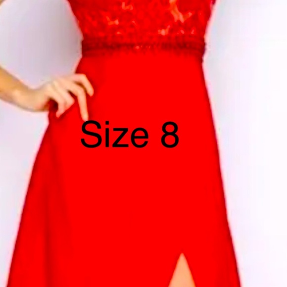 MacDuggal Gown brand New with tags - Picture 2 of 2